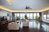 A lake view 3 bedroom apartment in Tu hoa, Tayho, Hanoi